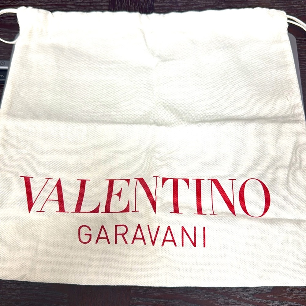 Valentino Garavani - One Stud 90 Leather Sandals - women’s Size 38 - US 8 - Picture 5 of 15